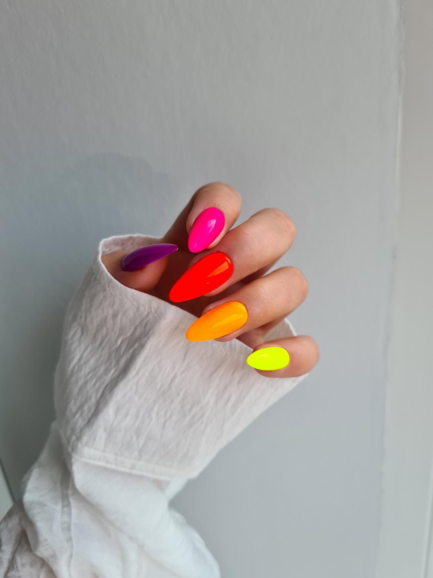 Funky Beat Neon Nail Powder
