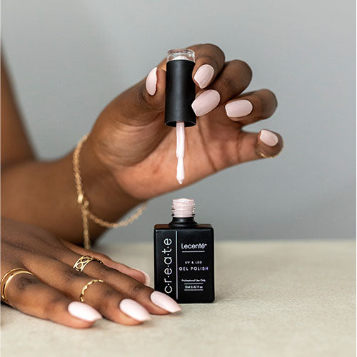 Porcelain-Pale-Pink-Gel-Polish.