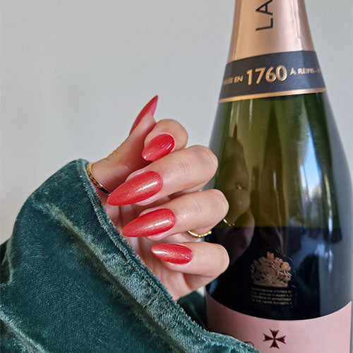 Red-Carpet-Glitter-Gel-Polish