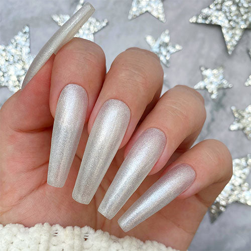 Snow-Ball-White-Glitter-Gel-Polish