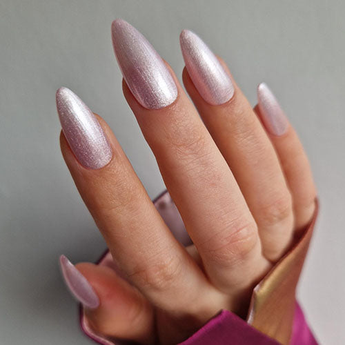 Sweet-Snowberry-Mica-Gel-Polish