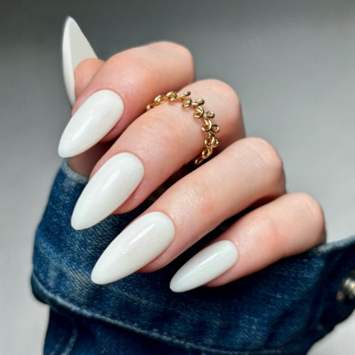 hand image with fusion builder gel