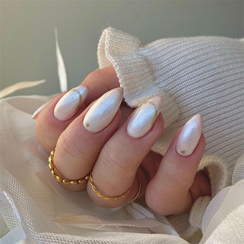 Under-The-Moonlight-Gel-Polish