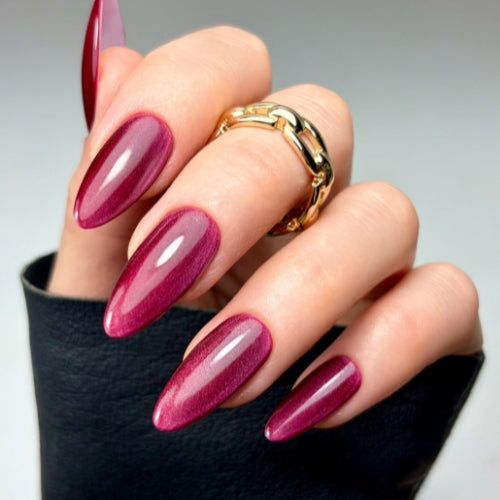 Crimson Star Cat Eye Gel Polish