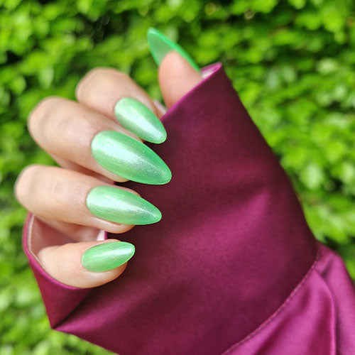 Kiwitastic-Mica-Gel-Polish