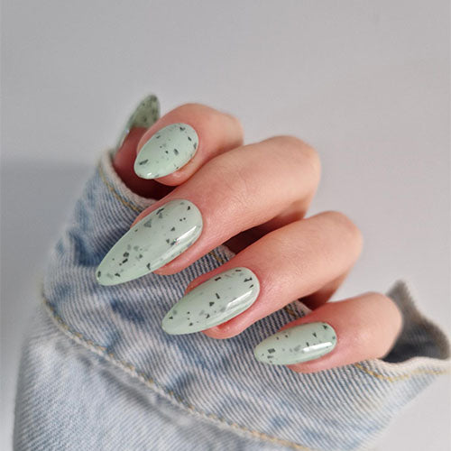 Morning-Dew-Glitter-Gel-Polish