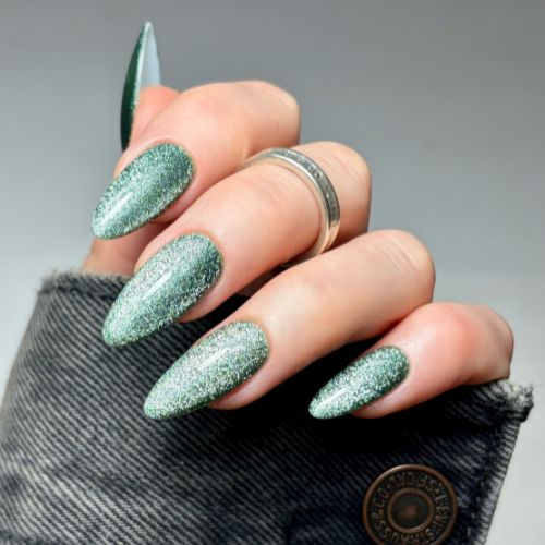 Whispering Woodland Cat Eye Gel Polish